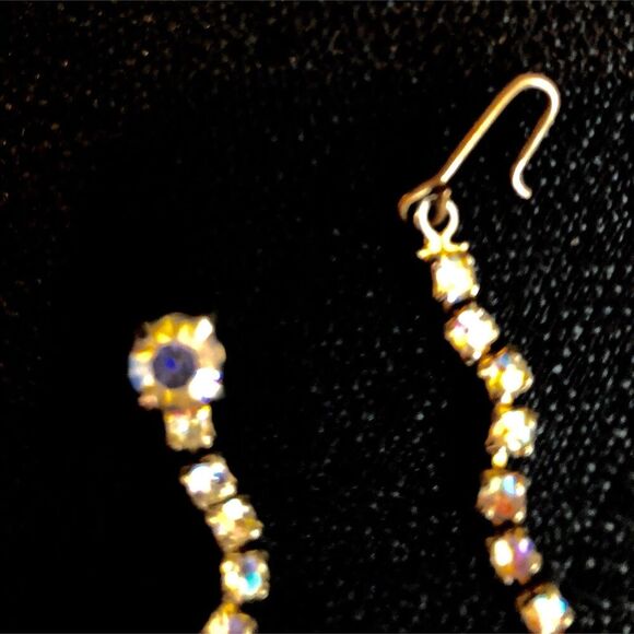 Vintage Gold-Tone, Aurora Borealis Crystal Rhinestone Necklace, 1950s, 15 inch - Picture 5 of 11